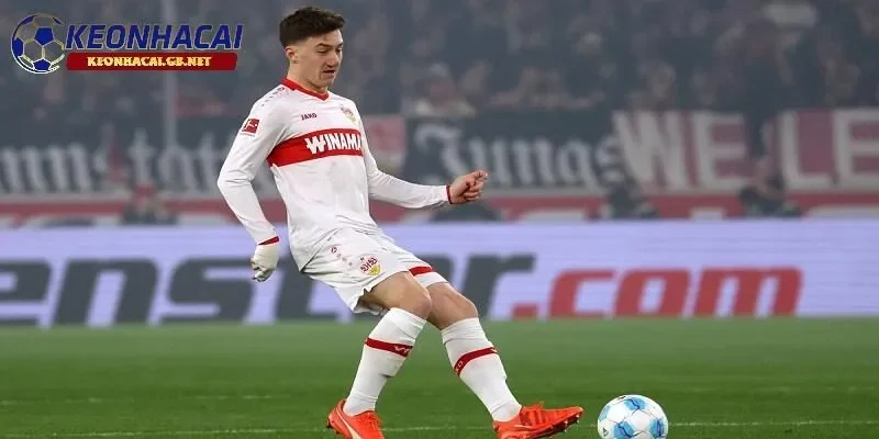 Angelo Stiller là bản hợp đồng tiếp theo mà Real Madrid nhắm đến